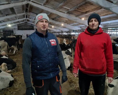 надавачі послуг